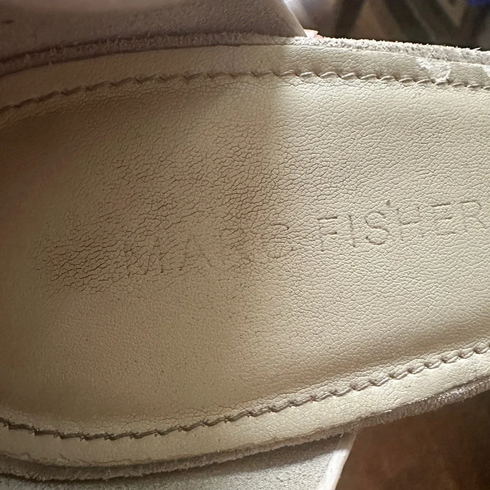Marc Fisher Taupe Haya Scallop Ankle Strap Espadrille Wedge Sandal Size 9.5